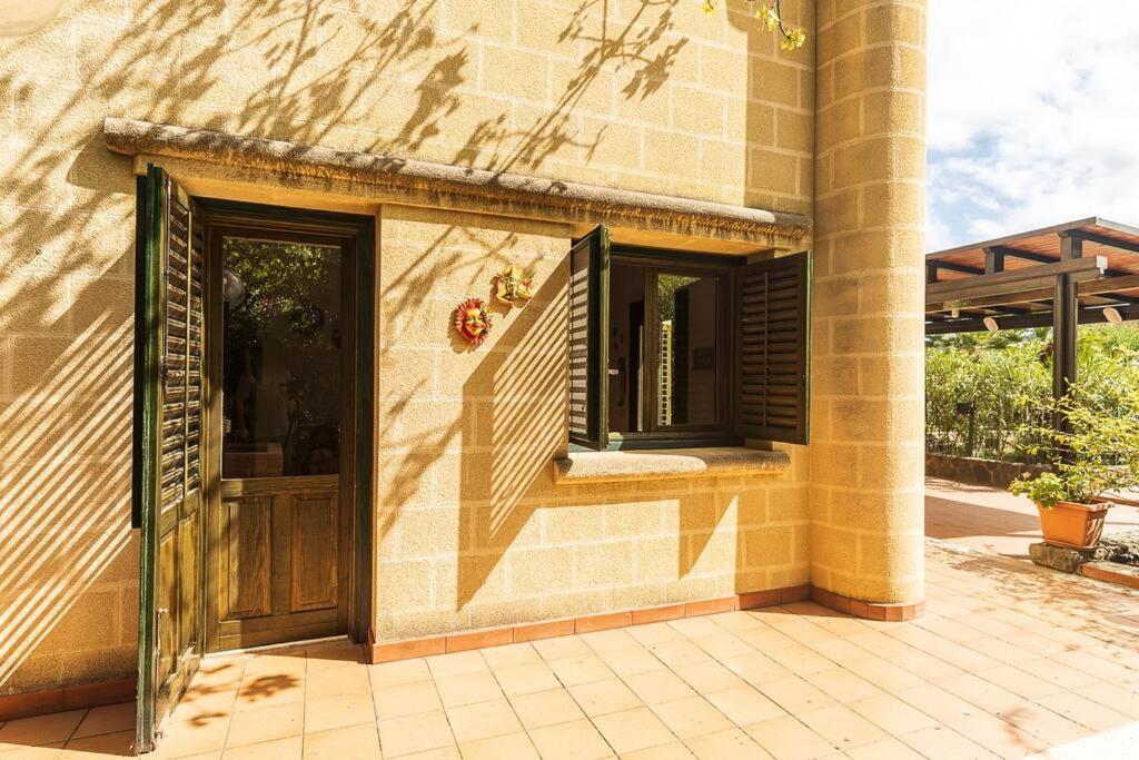 Вілла Casa Al Mare Dei 7 Emiri Чефалу Екстер'єр фото